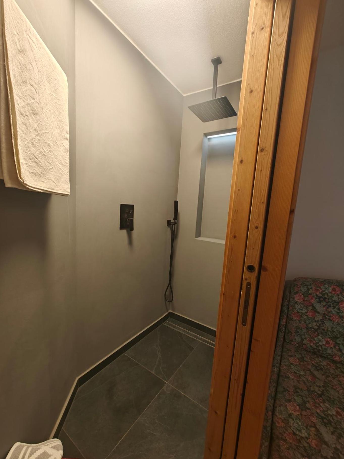 Schlossberg 산레오나르도인파씨리아 외부 사진